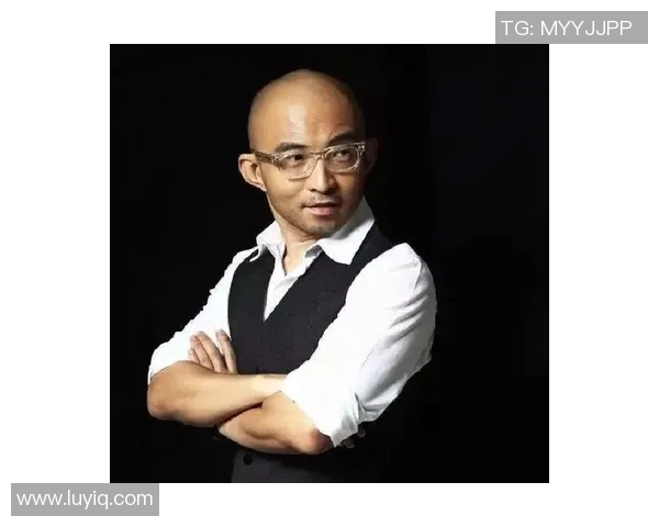 与杨磊深入对话探讨他精彩的篮球生涯与成长历程